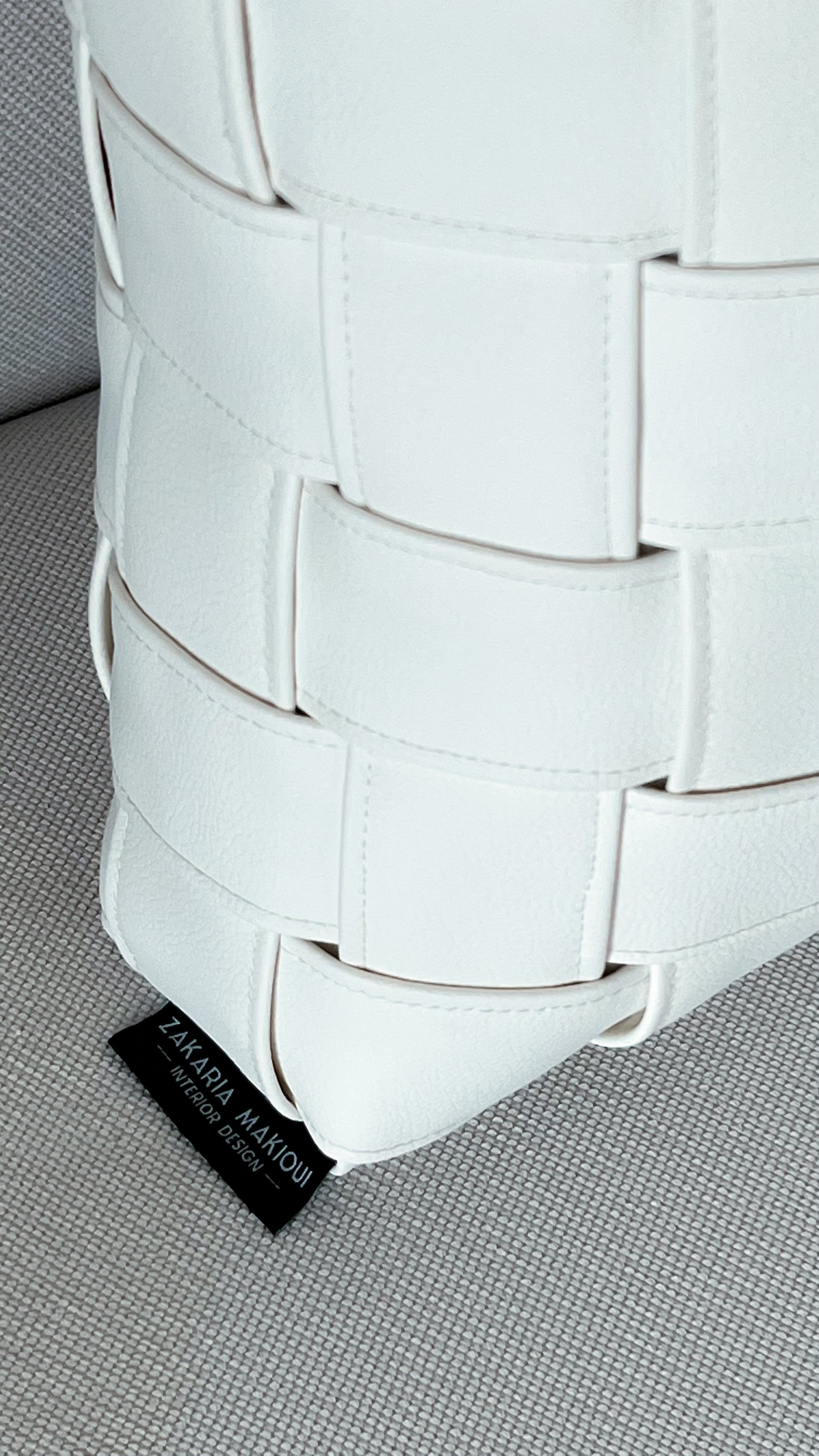 The Wave Blanc de Blanc faux leather